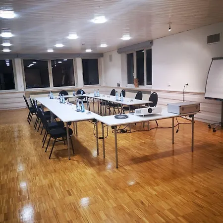 Отель Habitat Esslingen