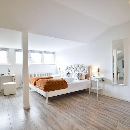Hotel Habitat Esslingen 2*